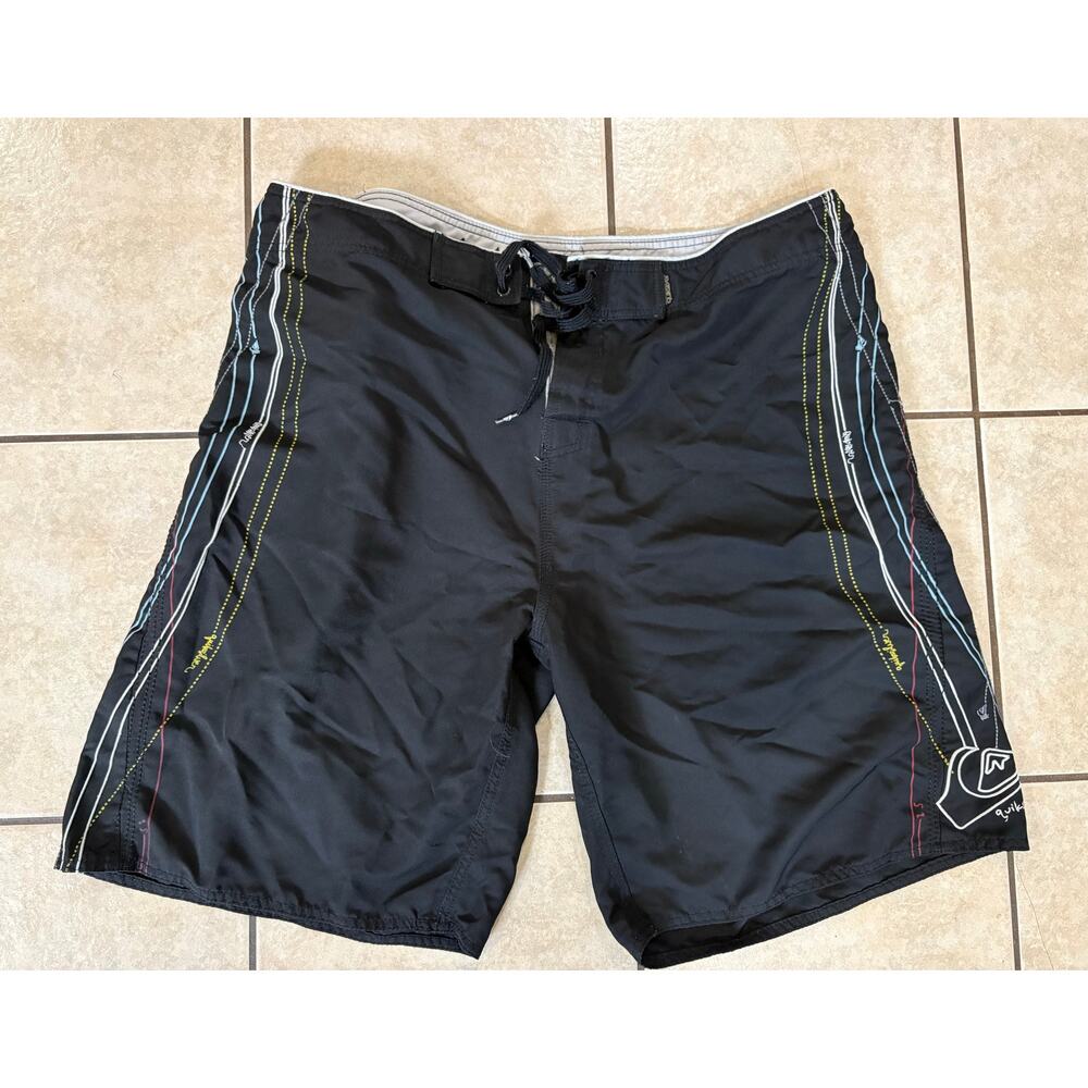 Vintage Y2K Quiksilver shorts black stitched embroidered size large Boardshorts